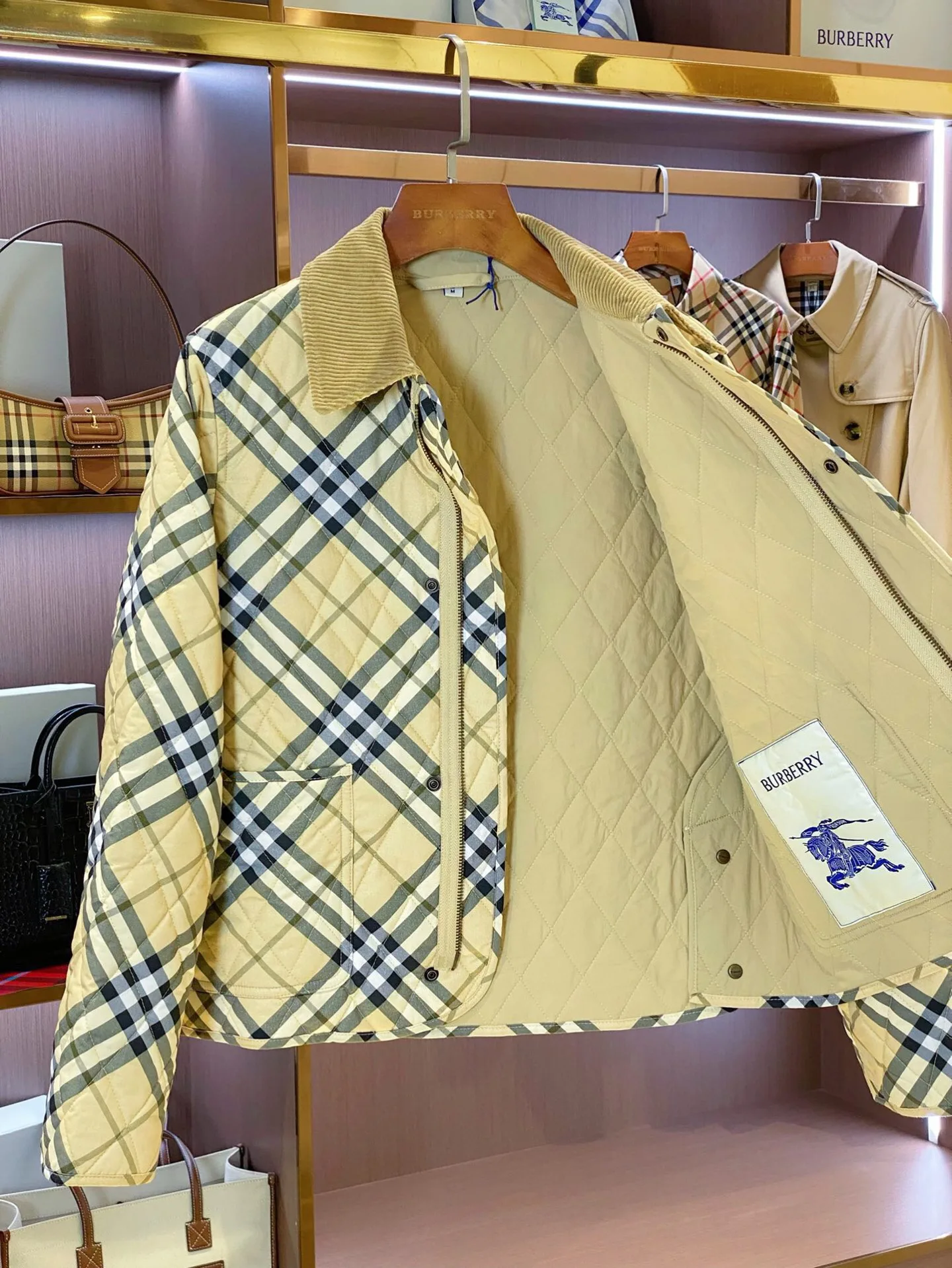 Куртки И Пуховики Женские Burberry 18140713