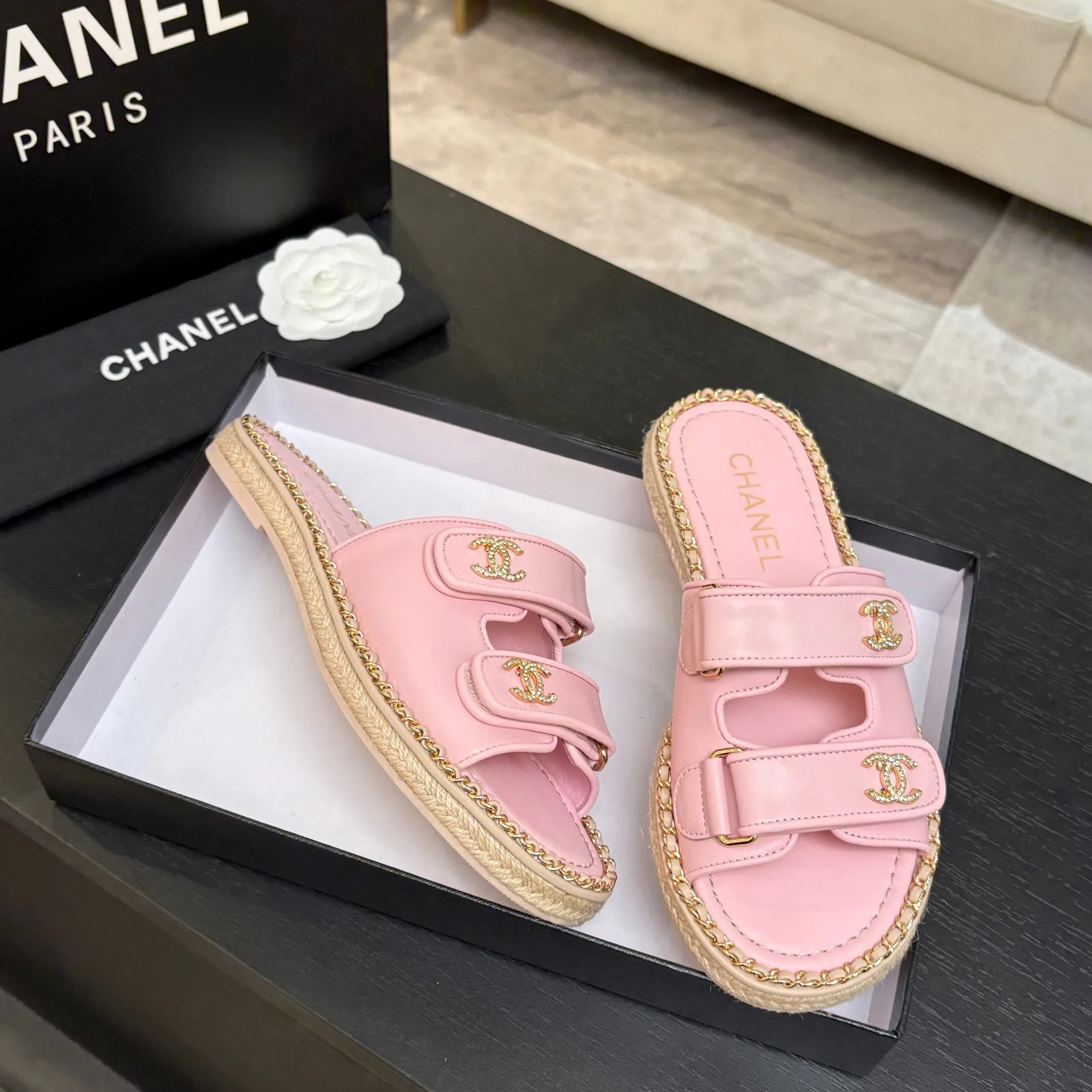 Шлепанцы Женские Chanel 2578923