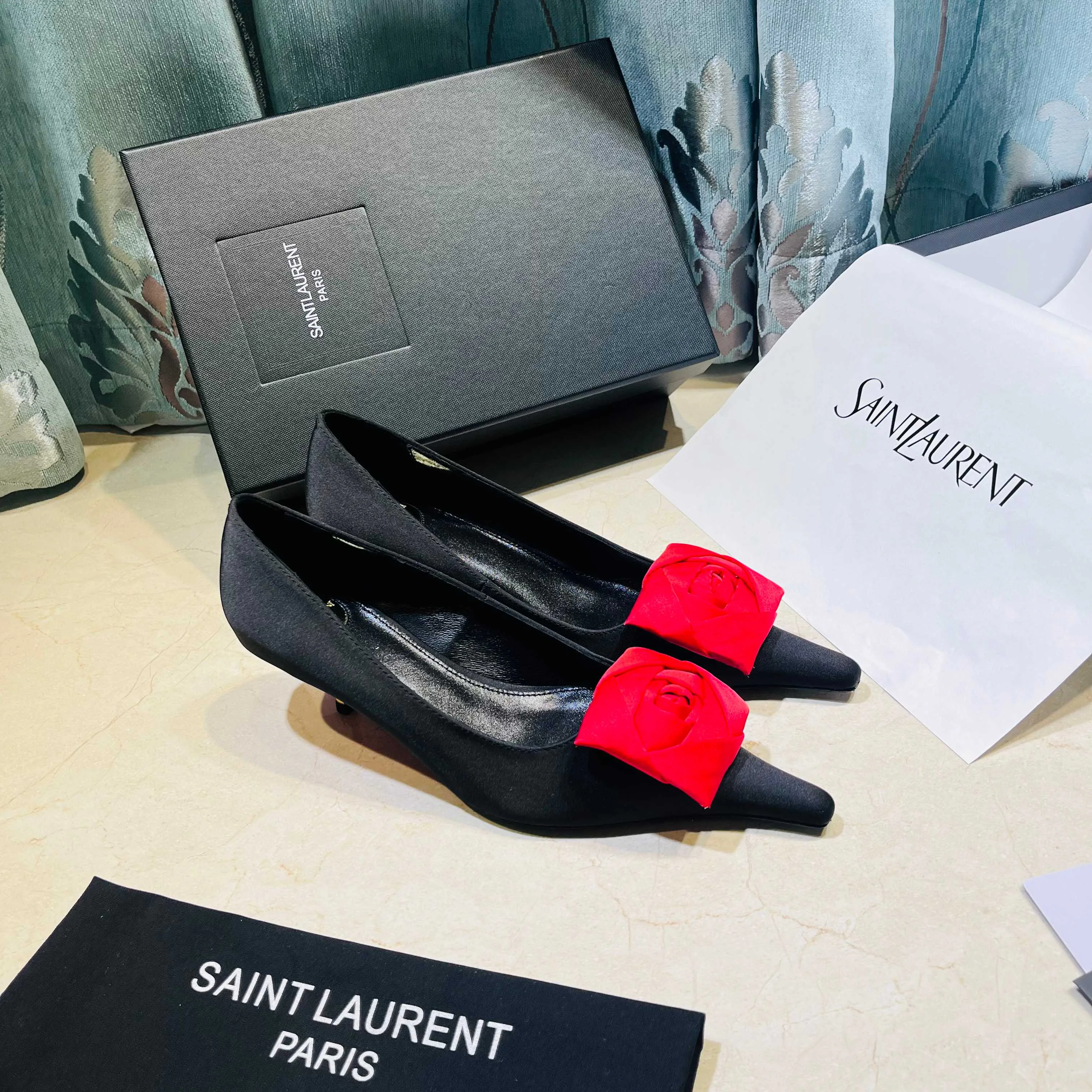 Туфли Женские Saint Laurent 18083610