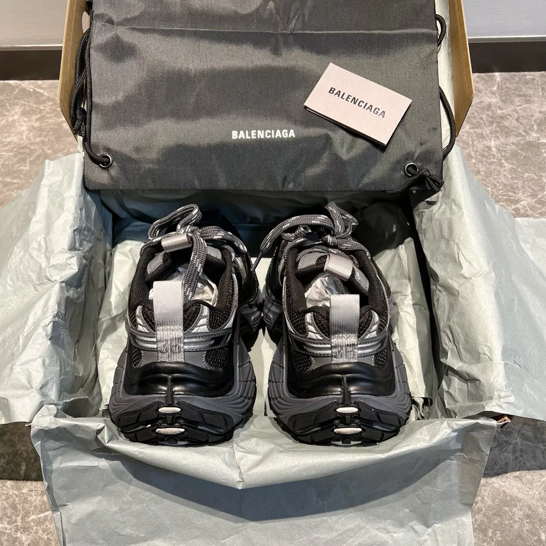 Кроссовки Женские Balenciaga 10083254