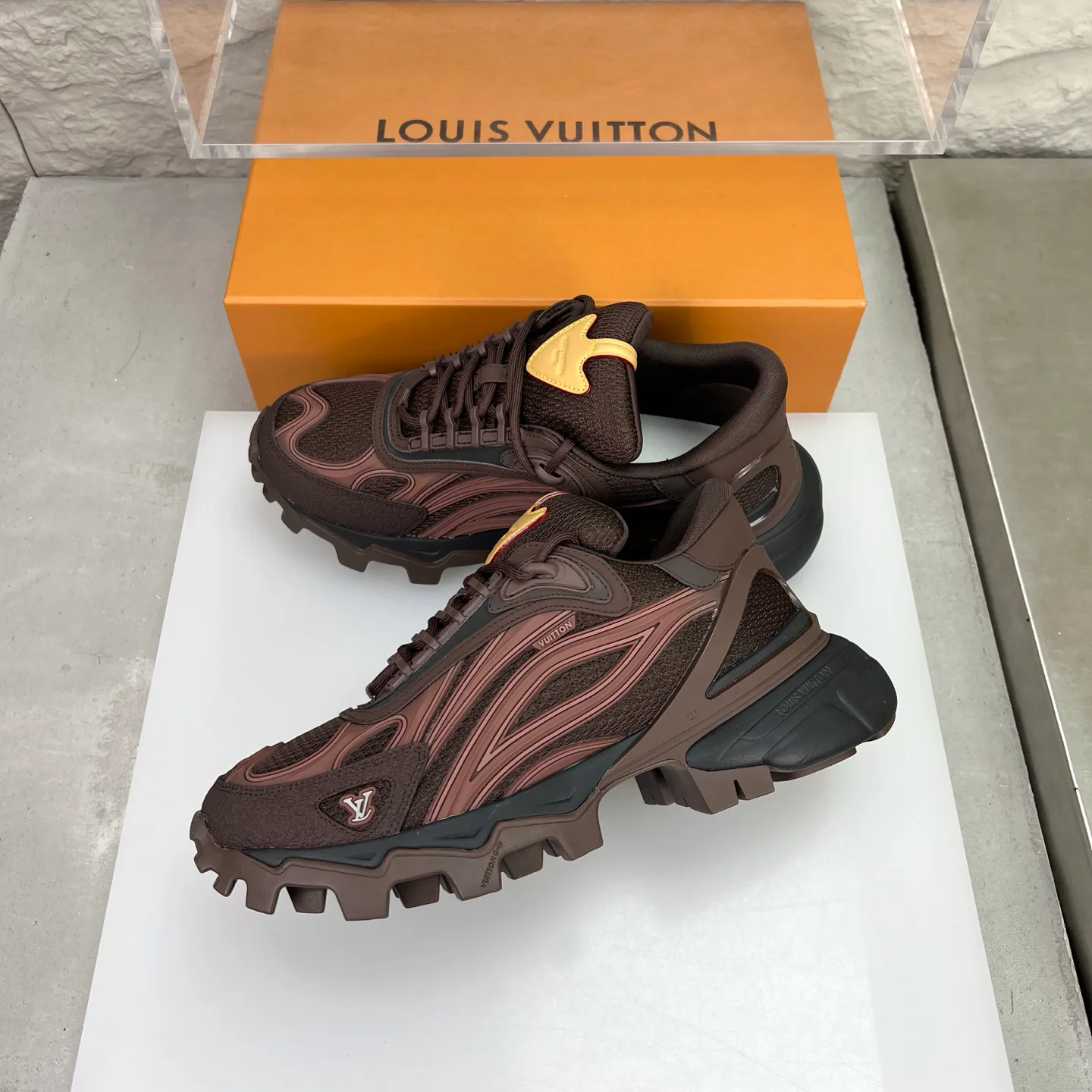 Кроссовки Мужские Louis Vuitton 11638100