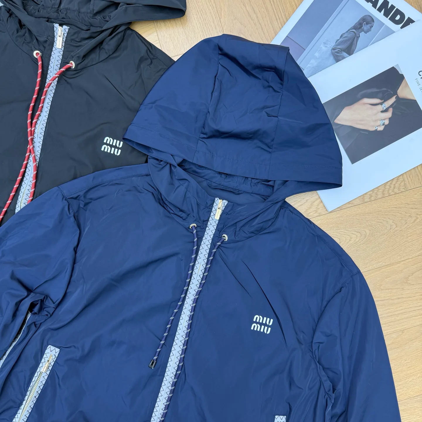 Куртки И Пуховики Женские Miu Miu 11470289