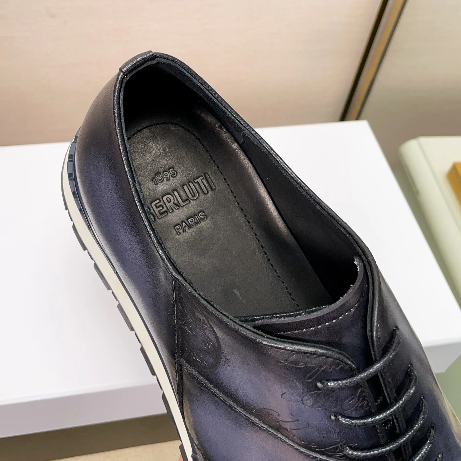 Кроссовки Мужские Berluti 21282