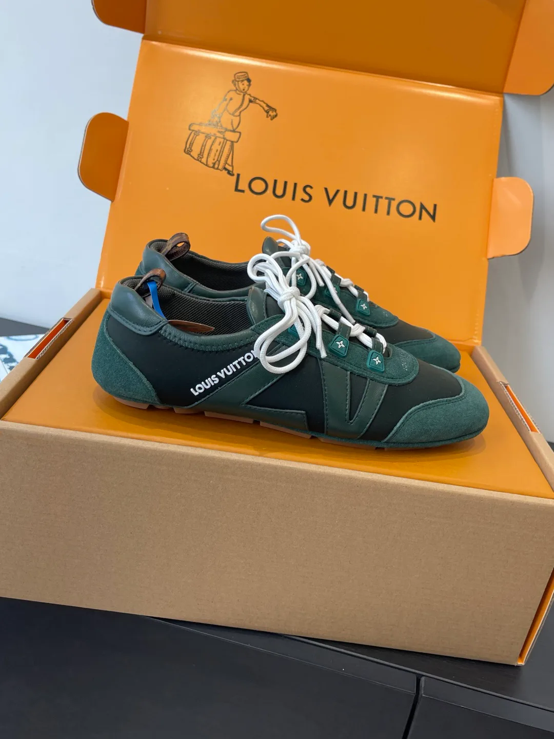 Кроссовки Женские Louis Vuitton 1595080