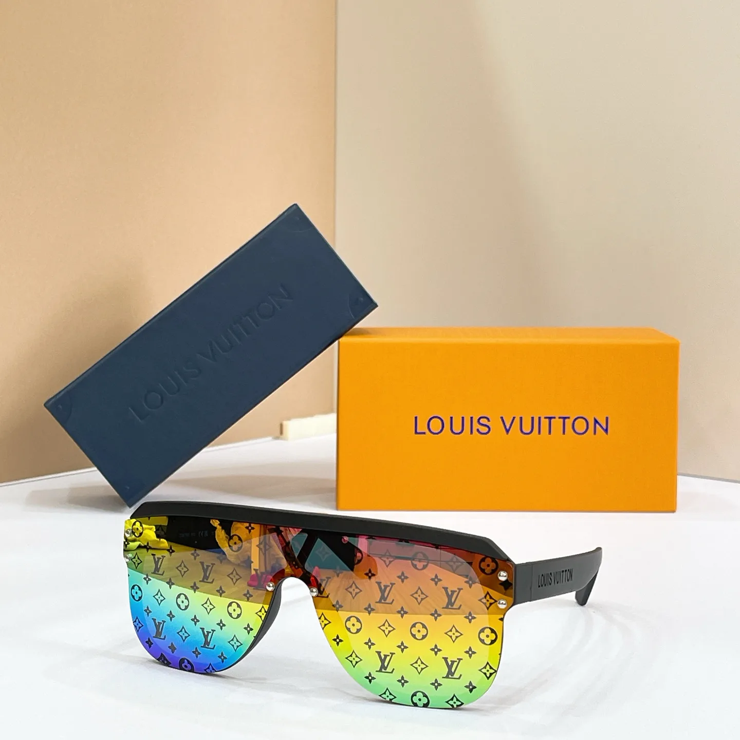 Очки Louis Vuitton 17495845