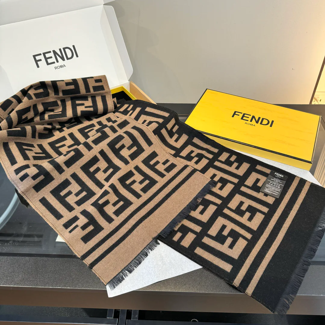 Шарфы Fendi 18275047