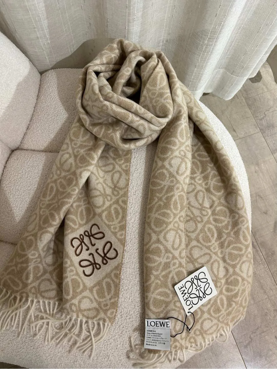 Шарфы Loewe 18141128