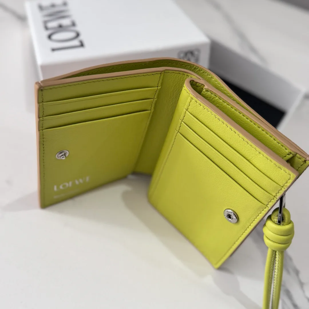 Клатчи Женские Loewe 17927448