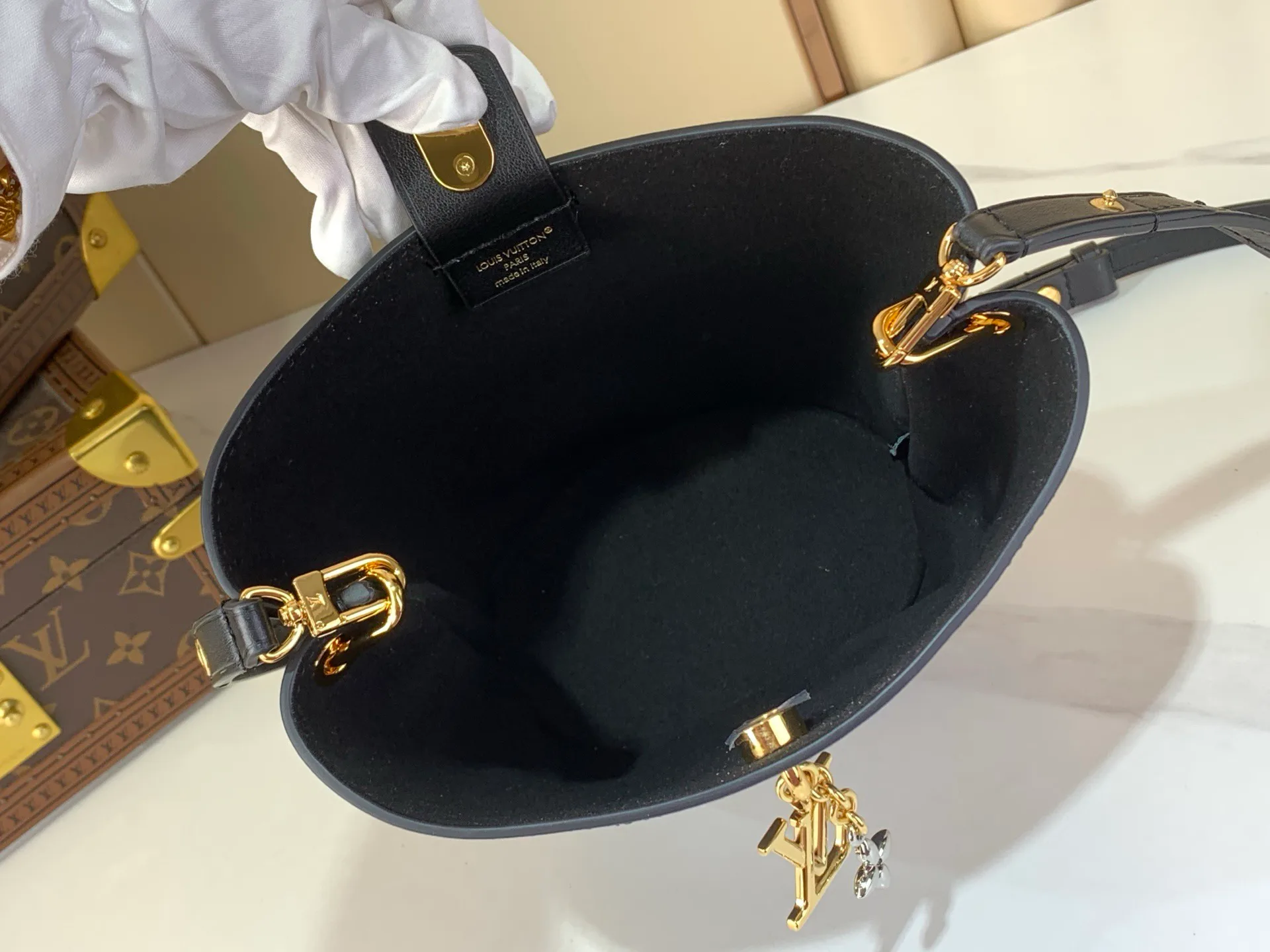 Сумки На Ремне Женские Louis Vuitton 13455886