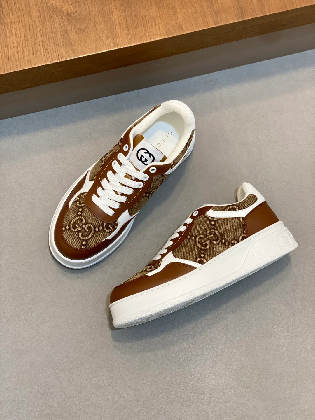 Кроссовки Мужские Gucci 19064126