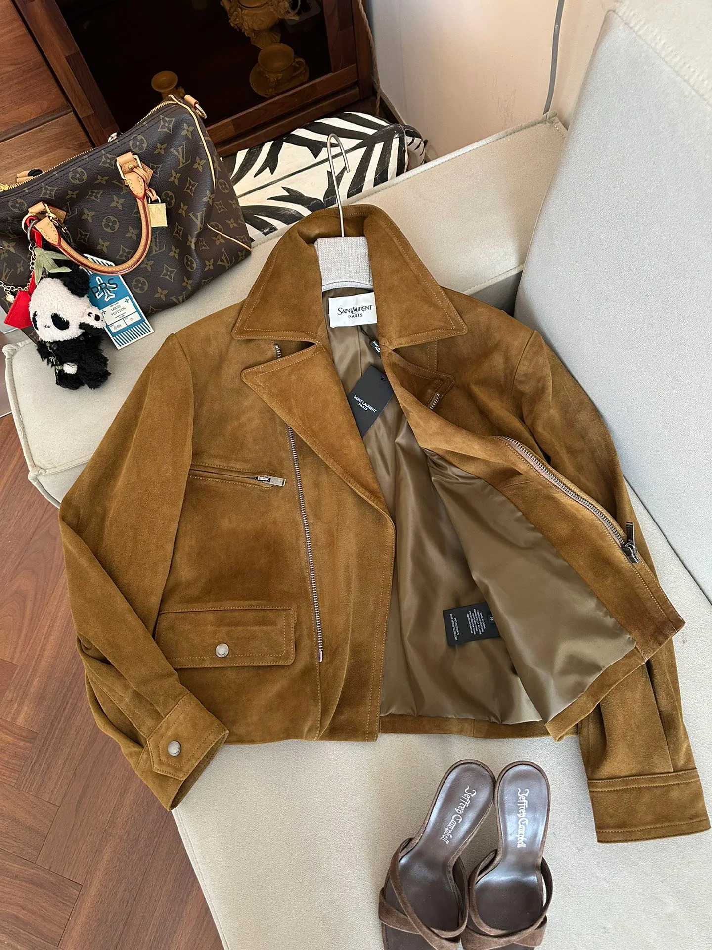 Кожаные Куртки И Дублёнки Женские Saint Laurent 11786232