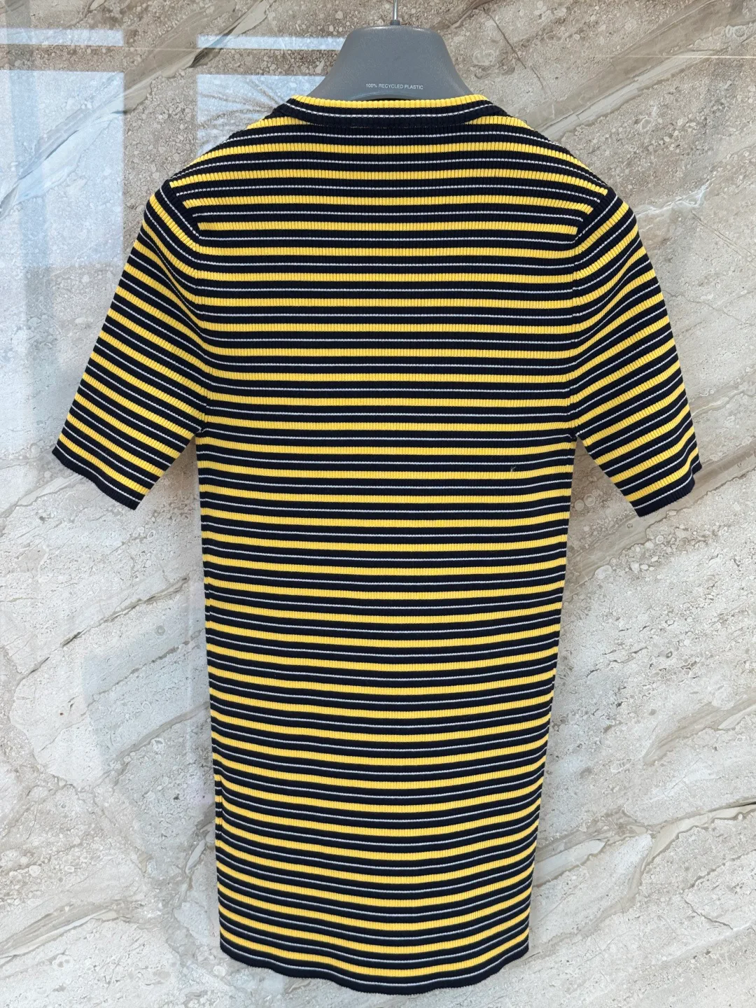 Футболки Женские Prada 12769317