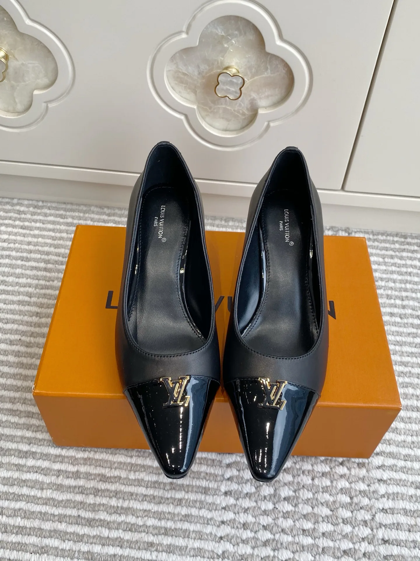 Туфли Женские Louis Vuitton 12779864