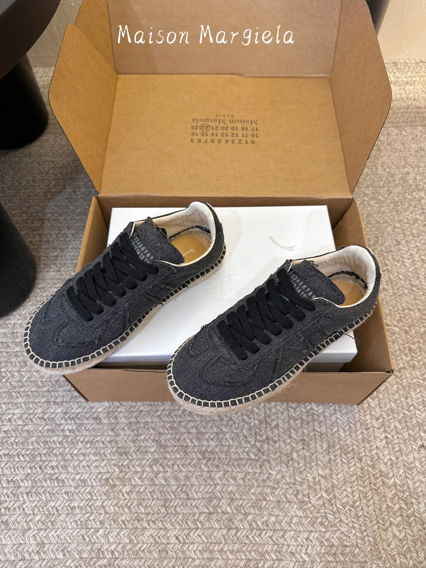 Кроссовки Женские Maison Margiela 17220383