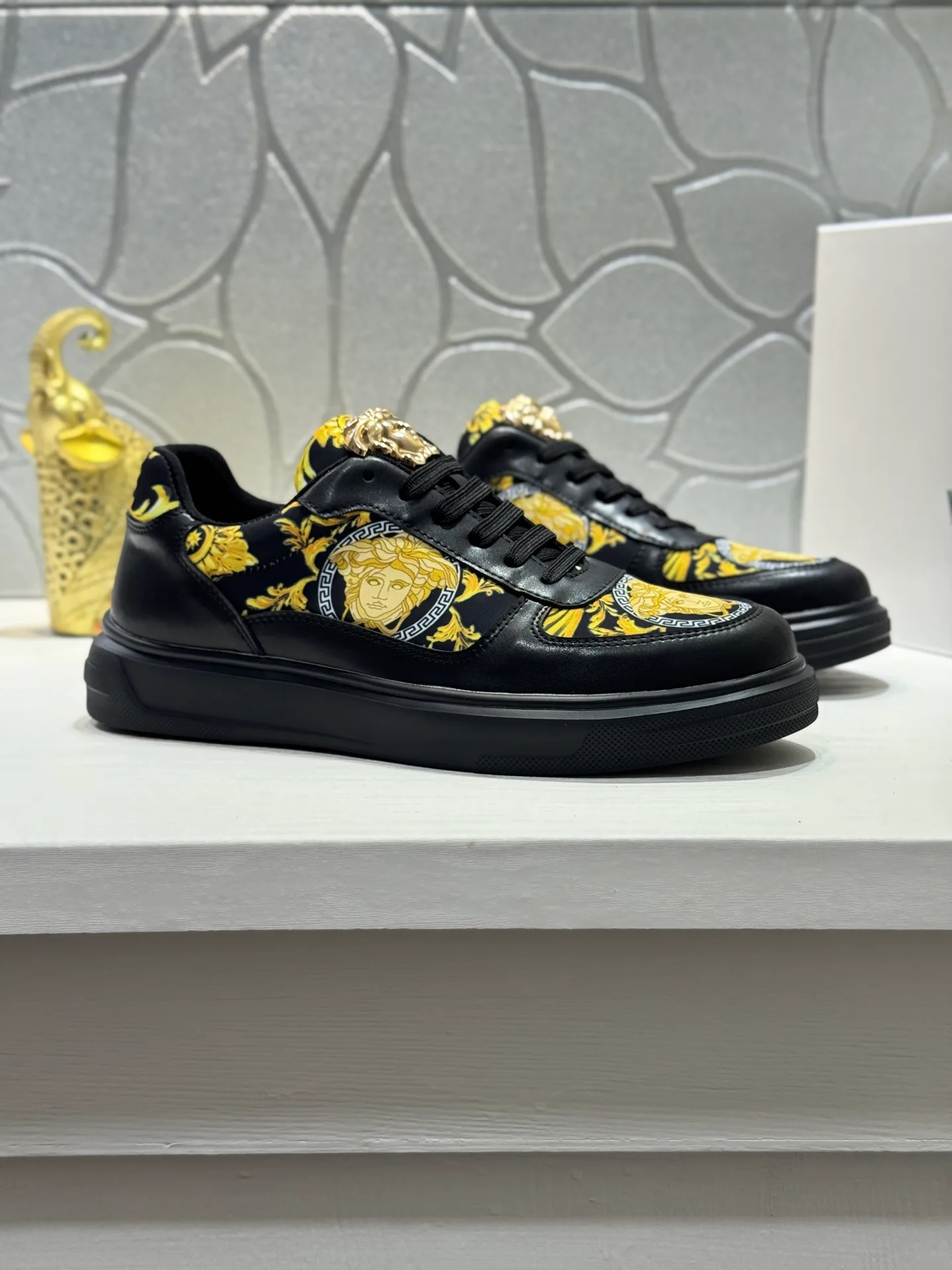 Кроссовки Мужские Versace 11490756