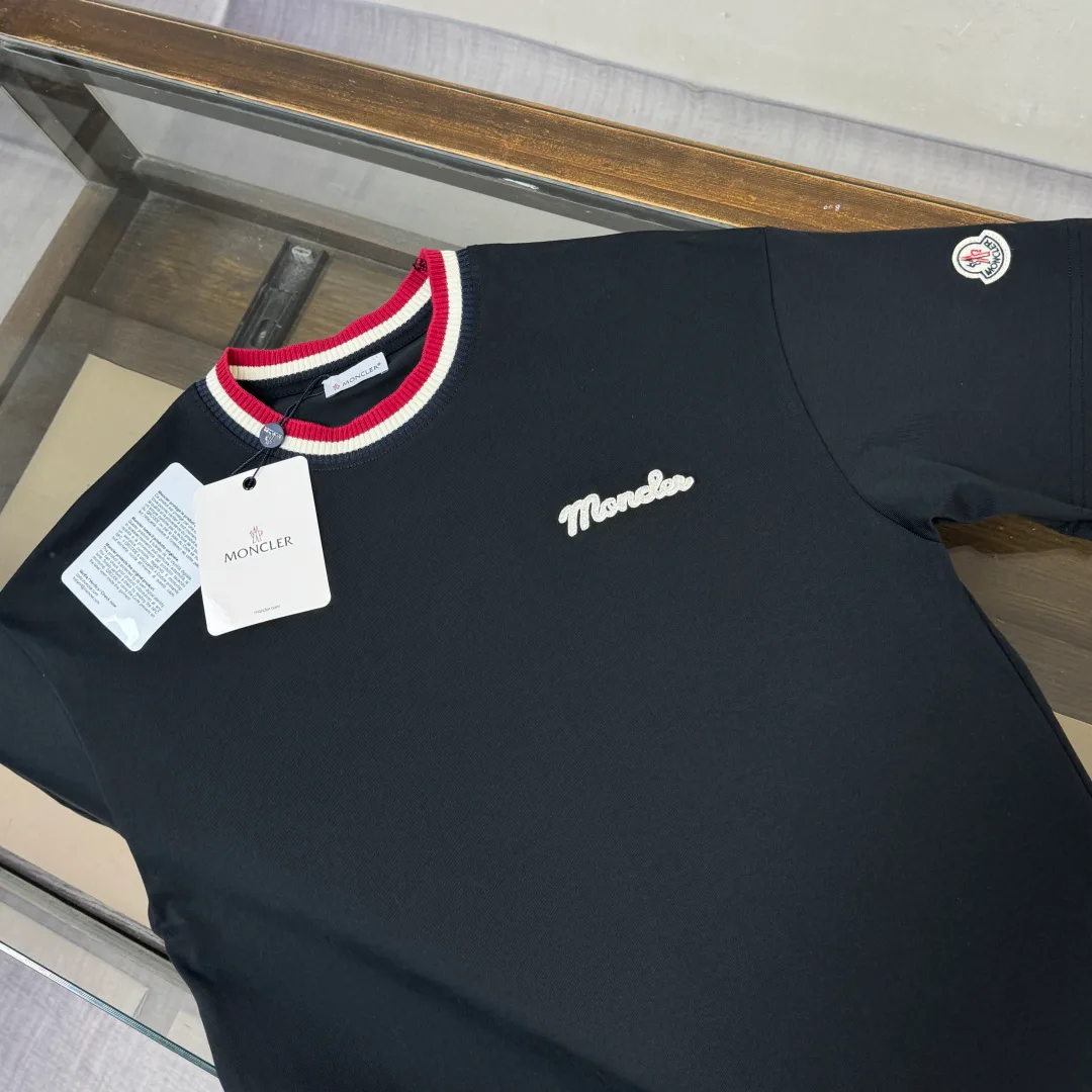Футболки Женские Moncler 11034775
