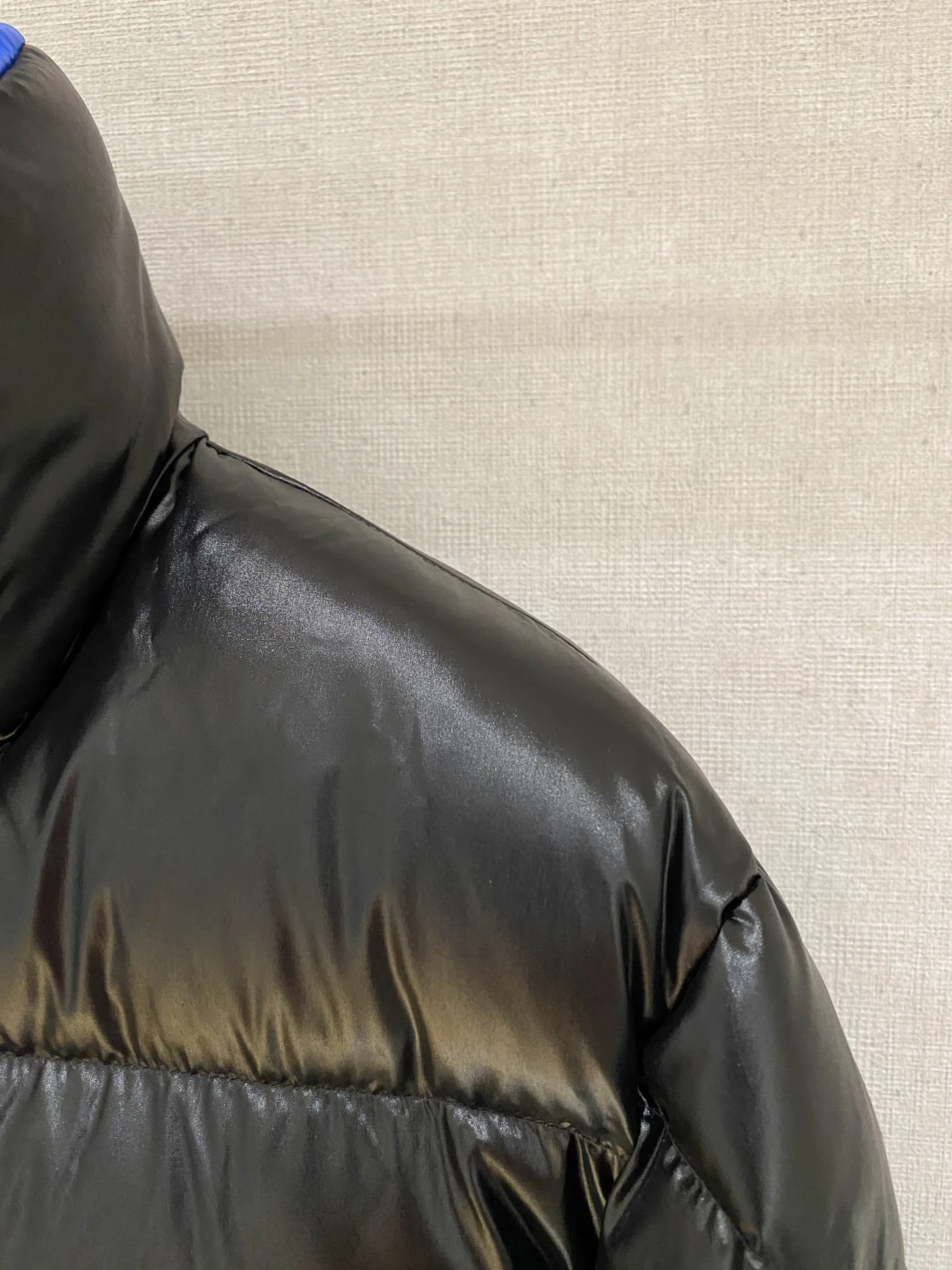 Куртки И Пуховики Мужские Moncler 1807069