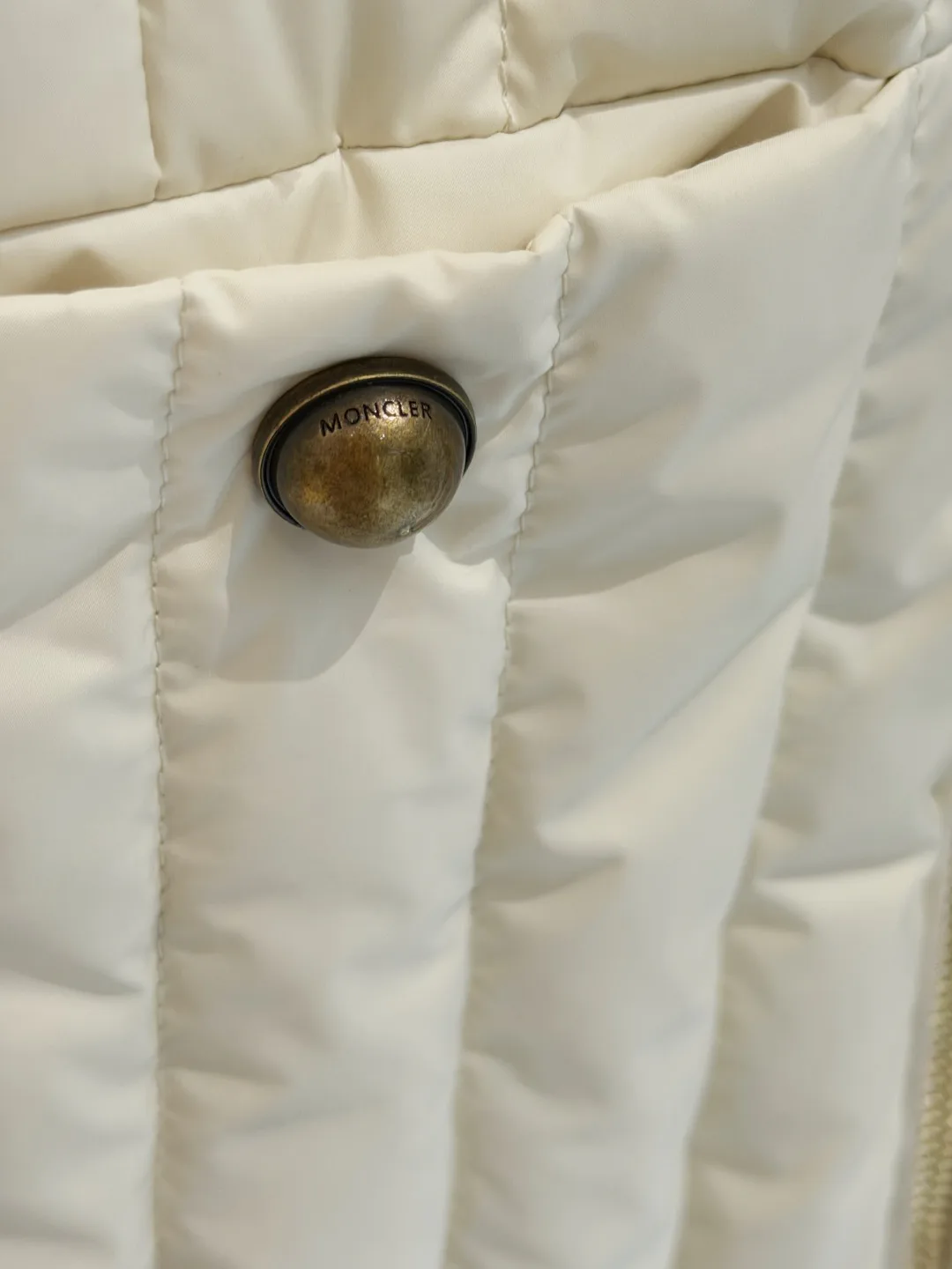 Куртки И Пуховики Женские Moncler 18184927