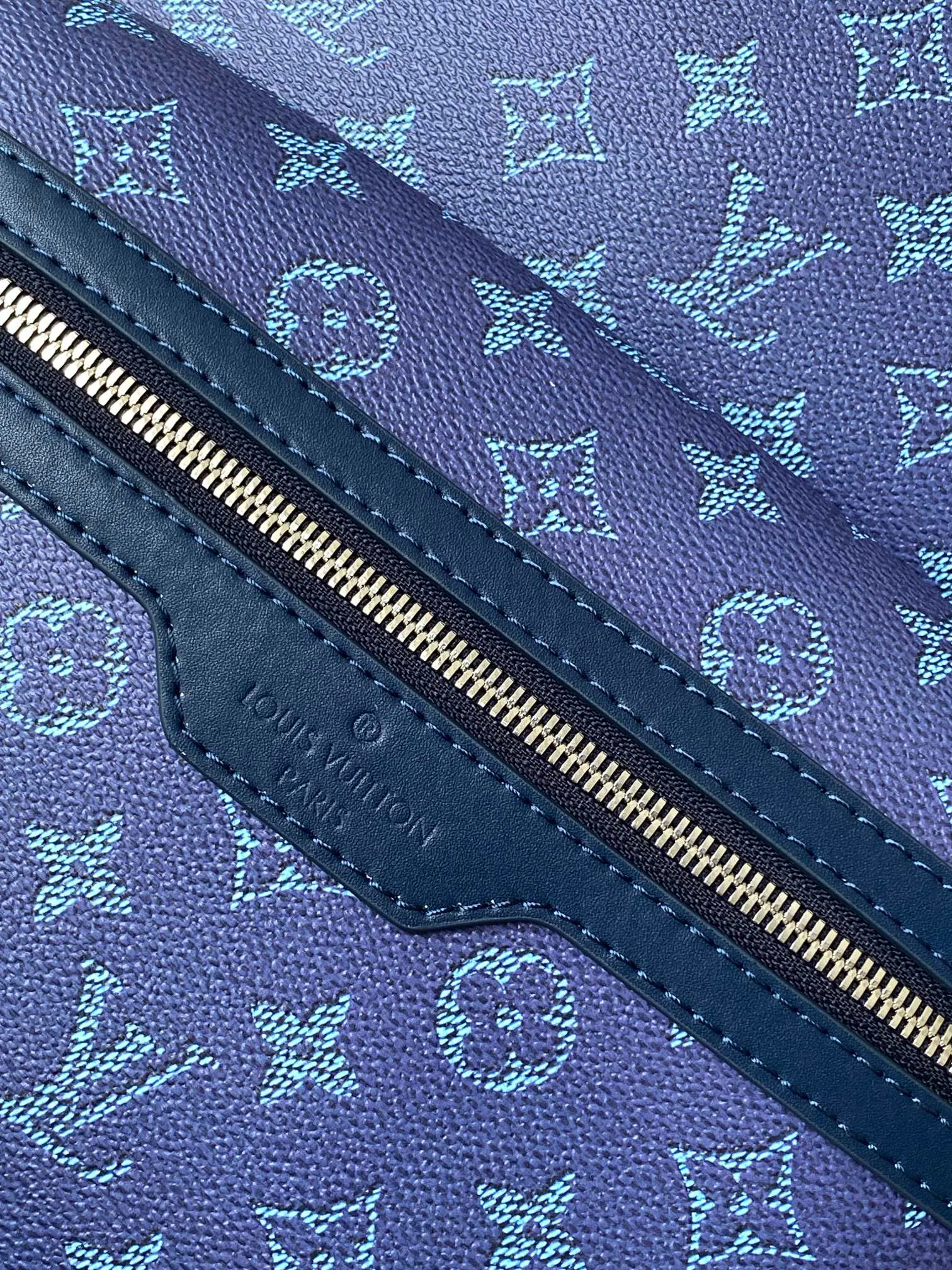 Рюкзаки Женские Louis Vuitton 13435252