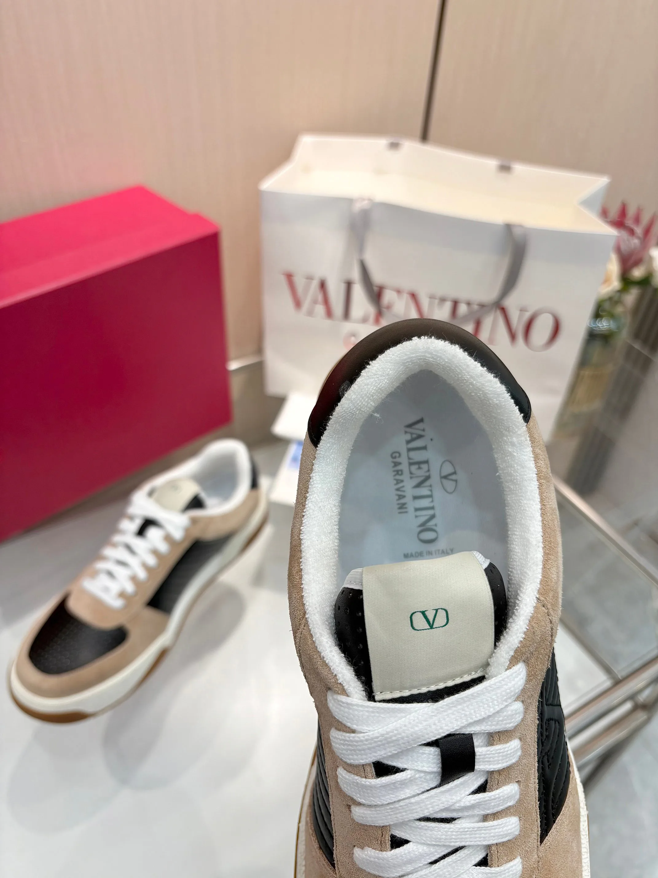 Кроссовки Женские Valentino 11633018