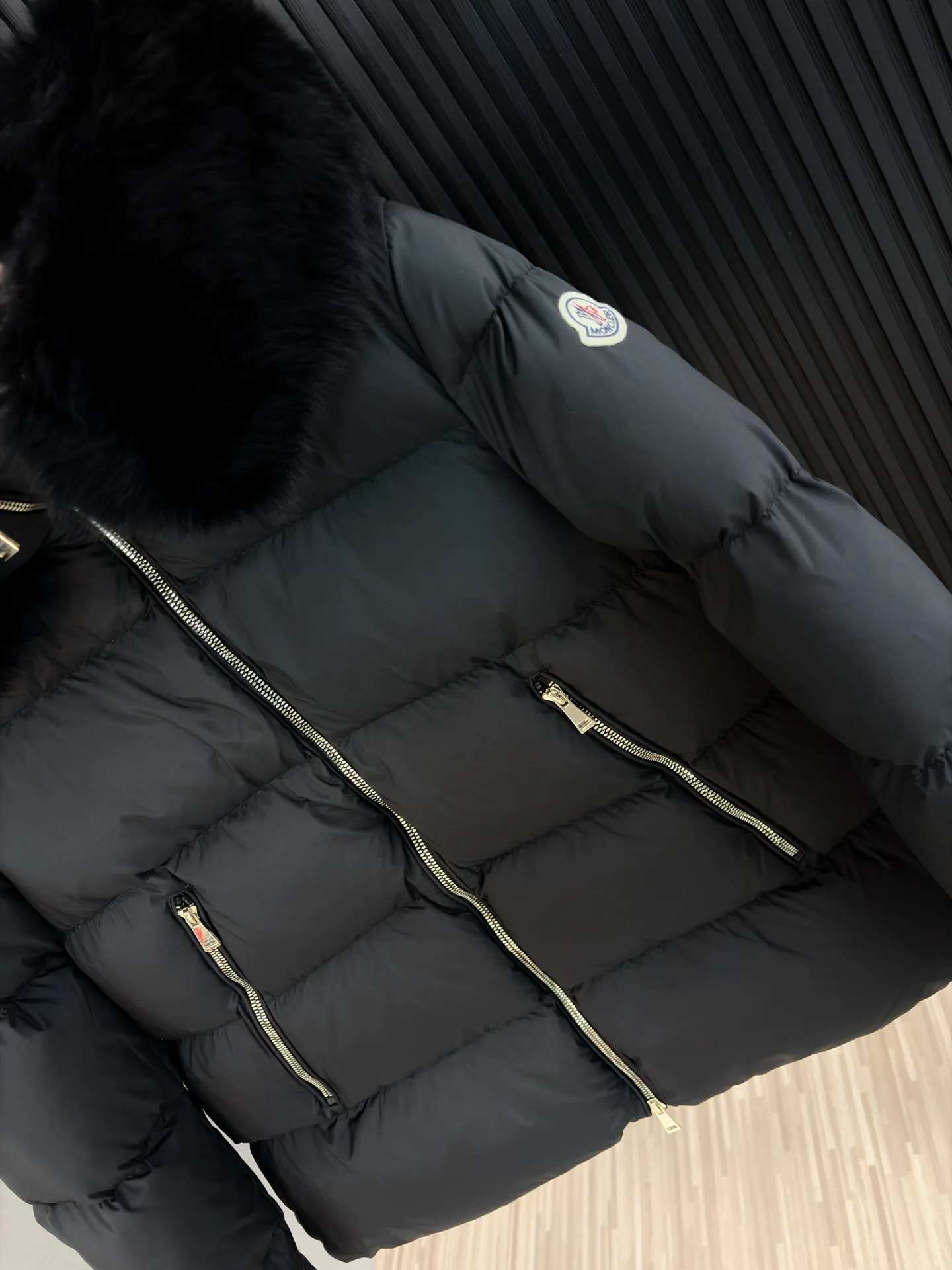 Куртки И Пуховики Женские Moncler 18111423