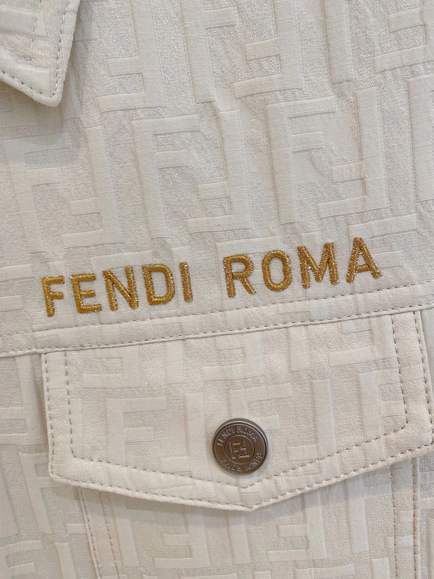 Куртки И Пуховики Мужские Fendi 11865119