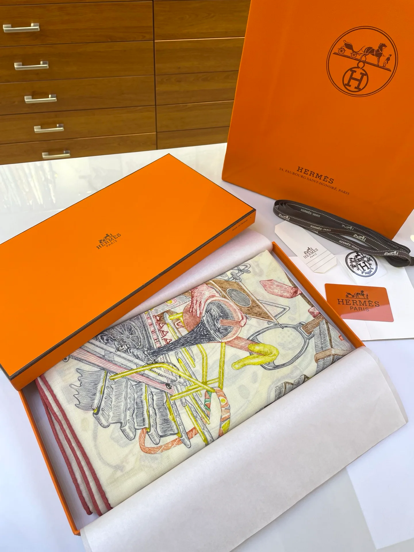 Шарфы Hermes 210311