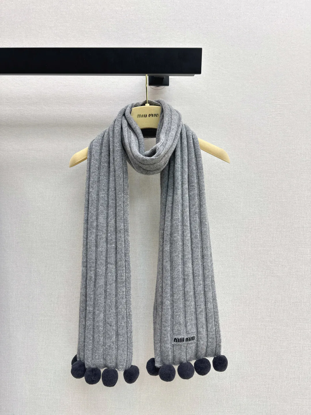 Шарфы Miu Miu 2138251