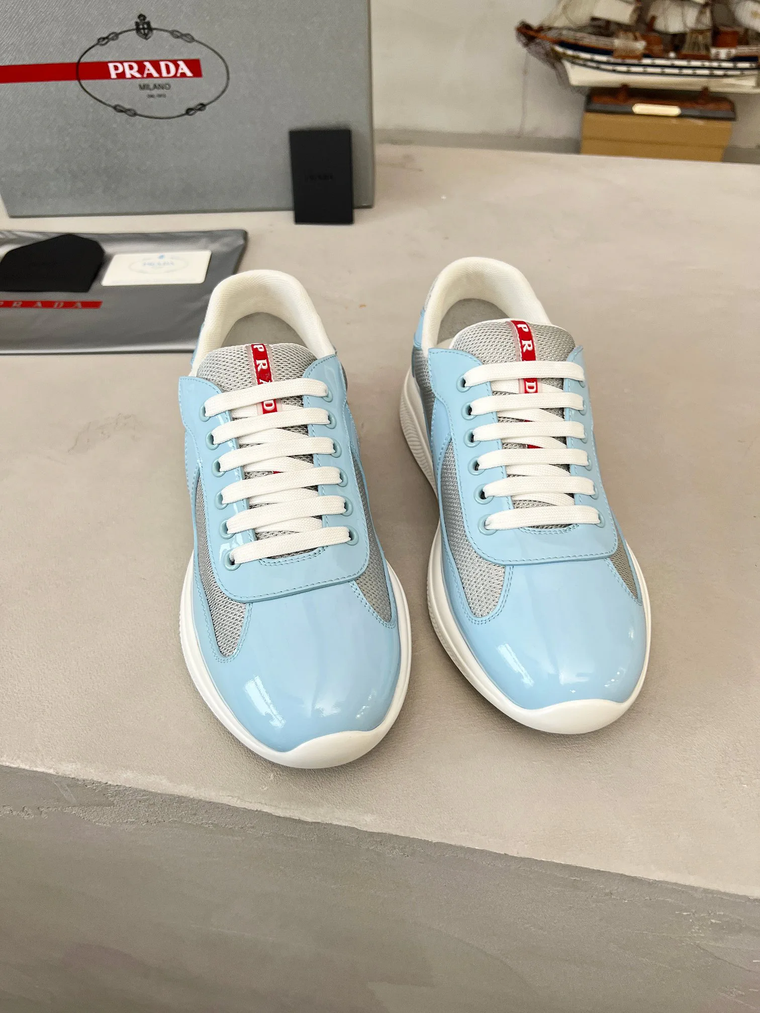 Кроссовки Женские Prada 17704063