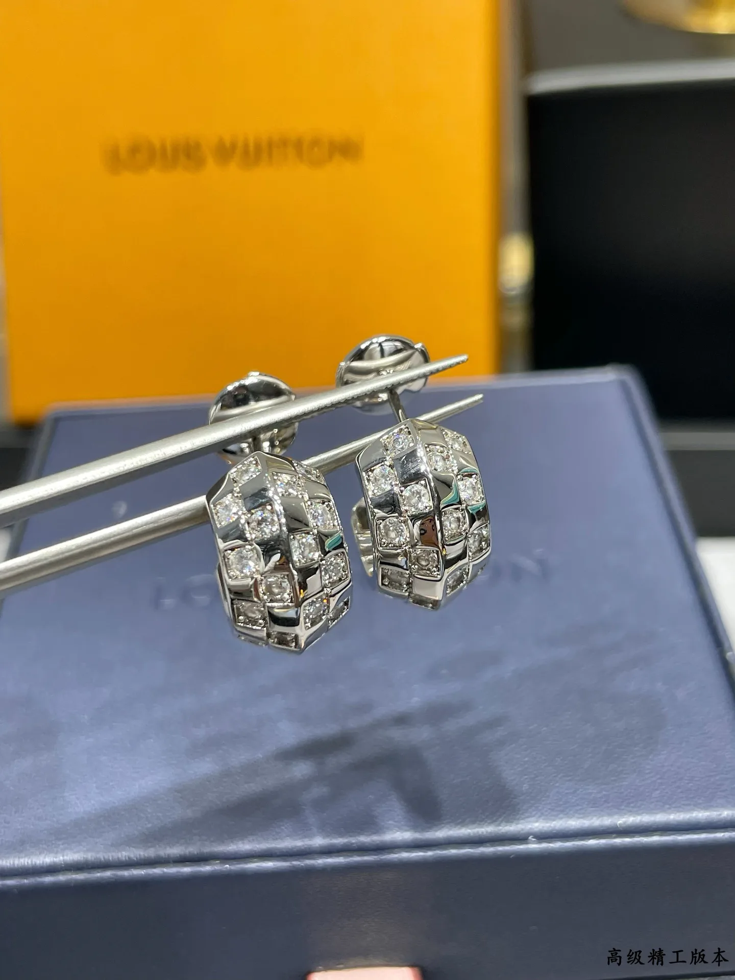 Бижутерия Louis Vuitton 10832064