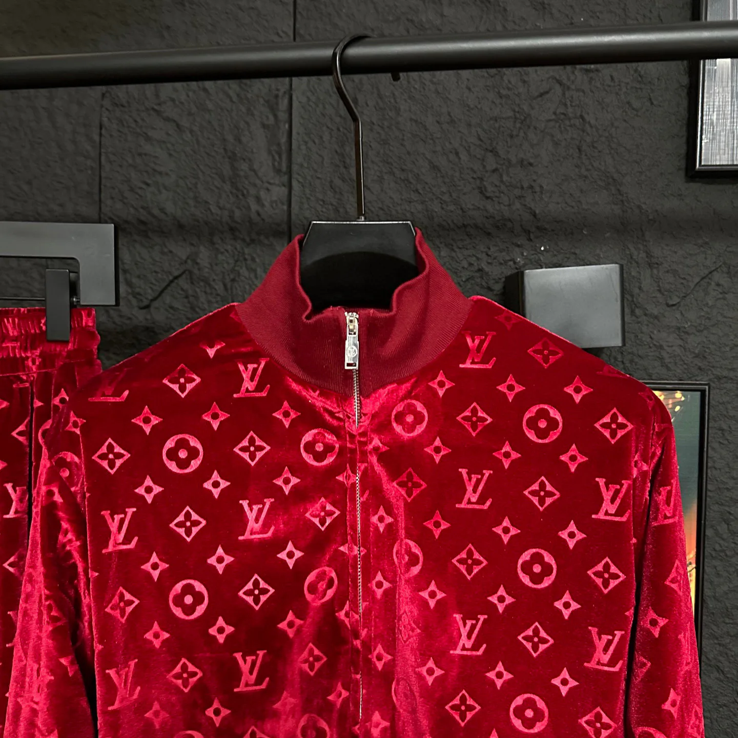 Костюмы Женские Louis Vuitton 1850835