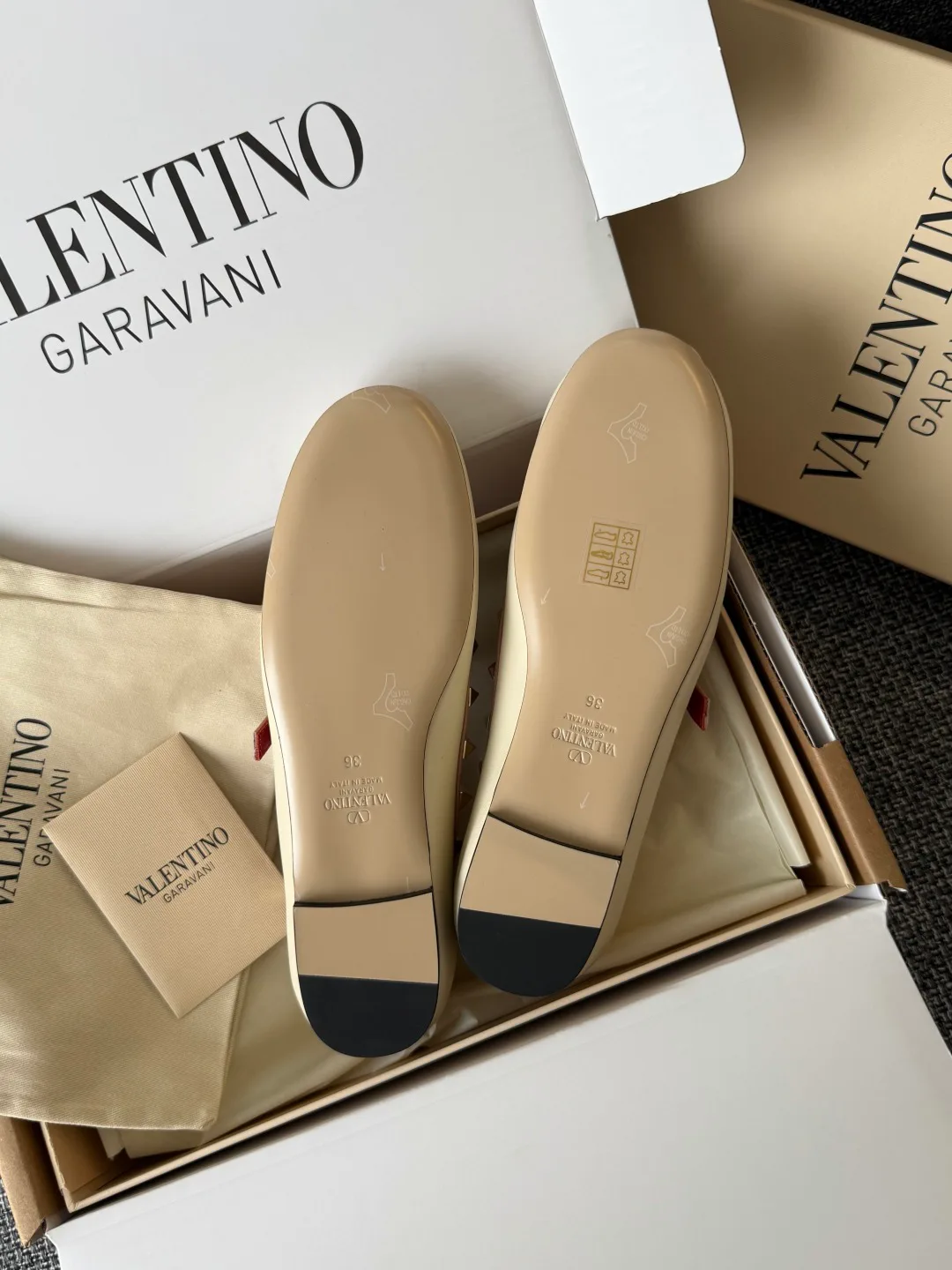 Балетки Женские Valentino 18243750
