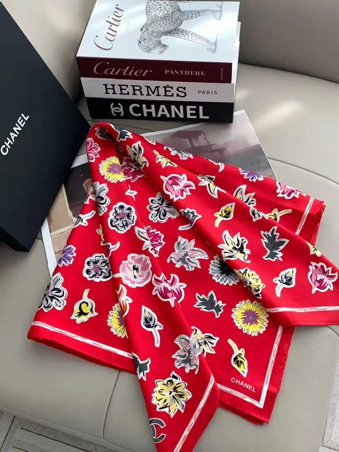 Платки Chanel 18222538