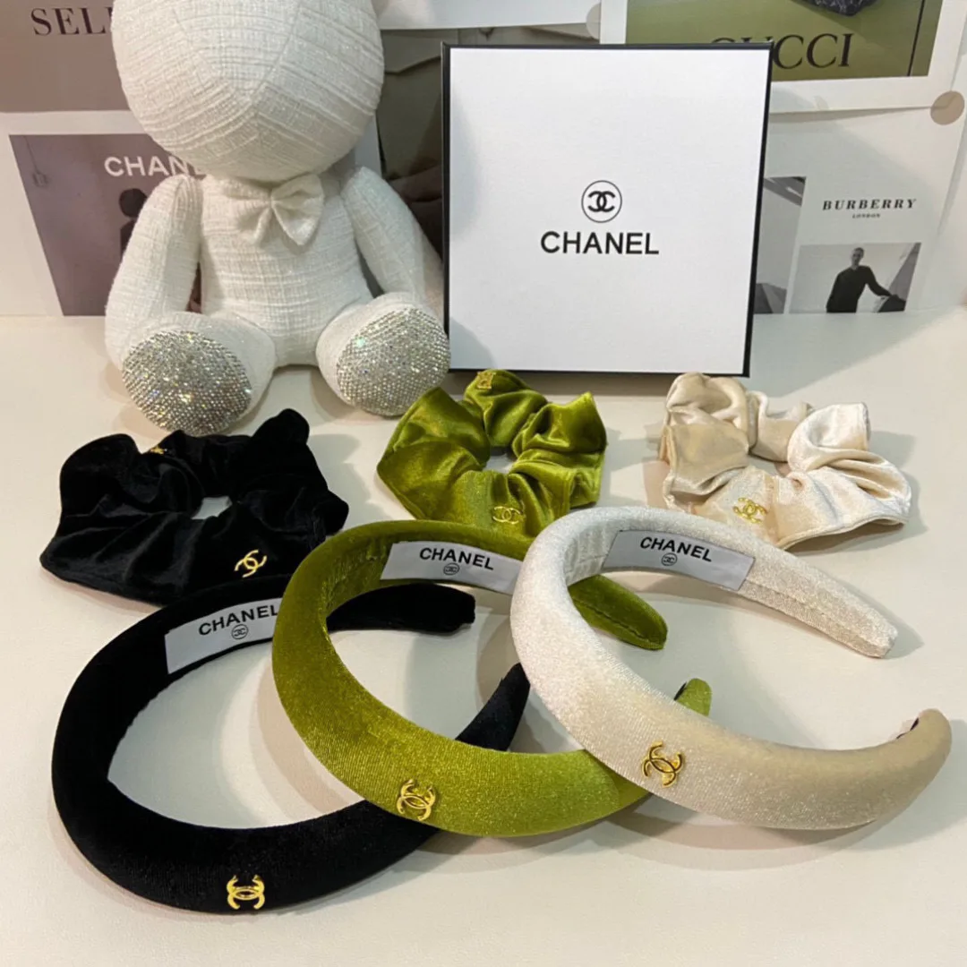 Головные Уборы Chanel 11469196