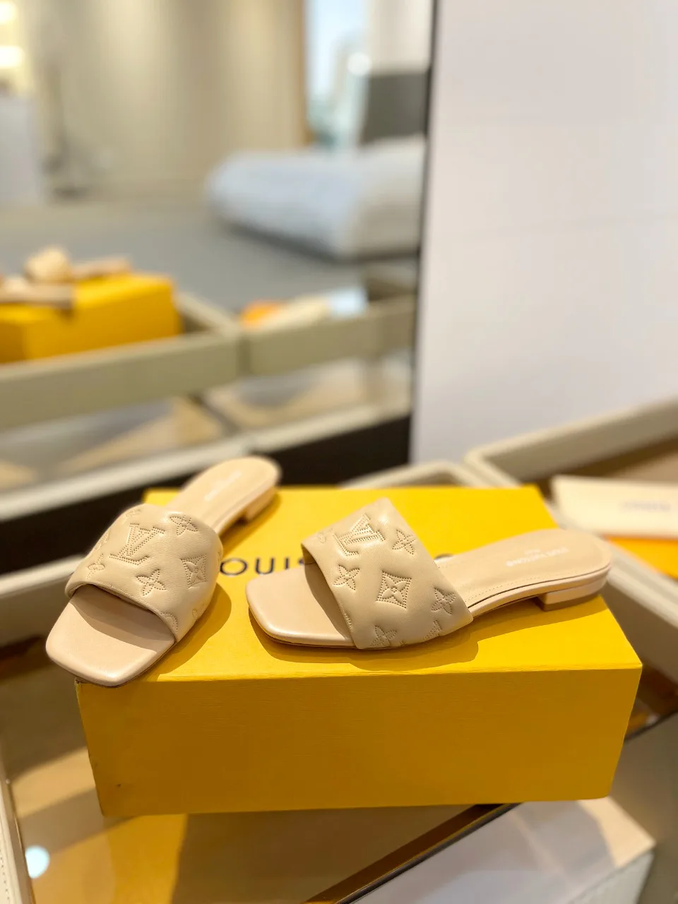 Сандалии Женские Louis Vuitton 9865387