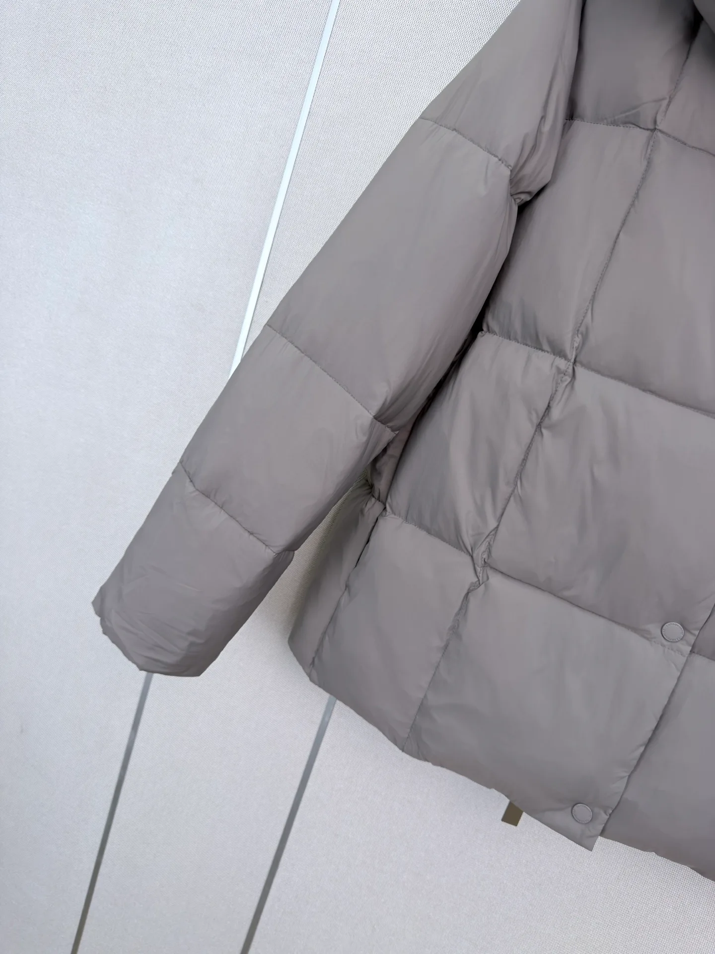 Куртки И Пуховики Женские Canada Goose 18056332