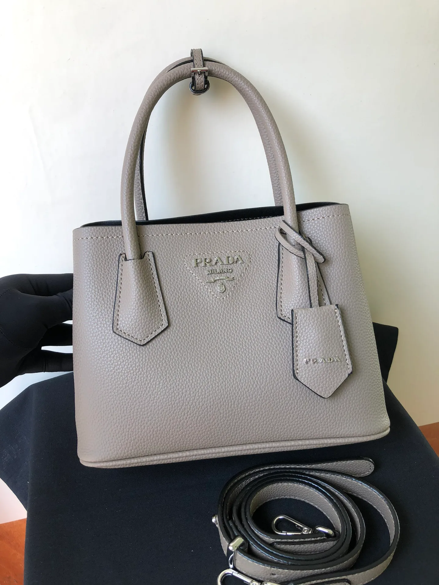 Сумки На Ремне Женские Prada 3673