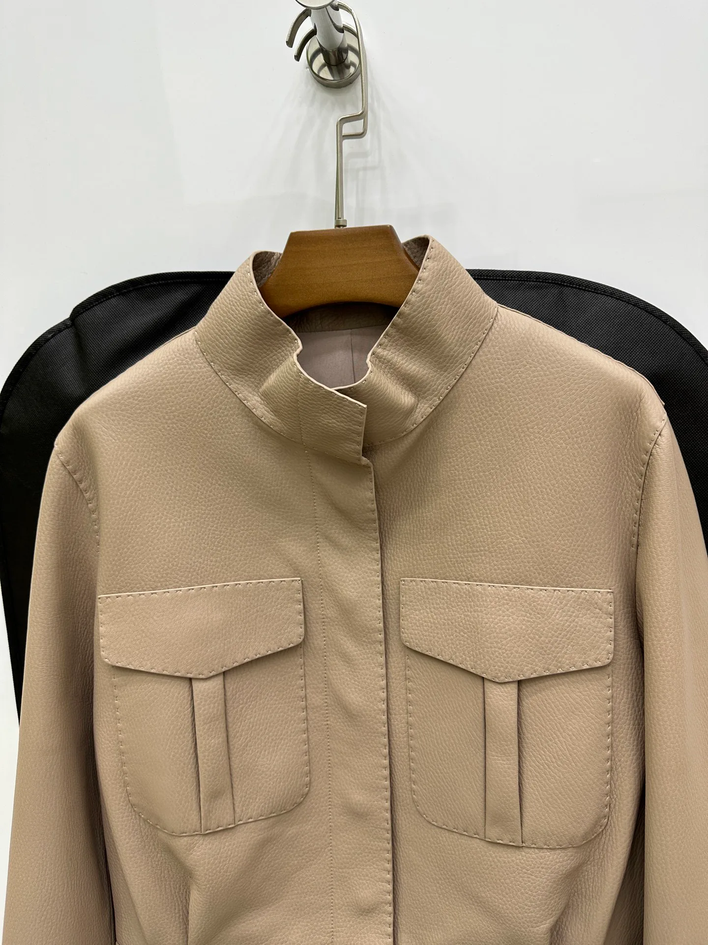 Кожаные Куртки И Дублёнки Женские Hermes 11187843