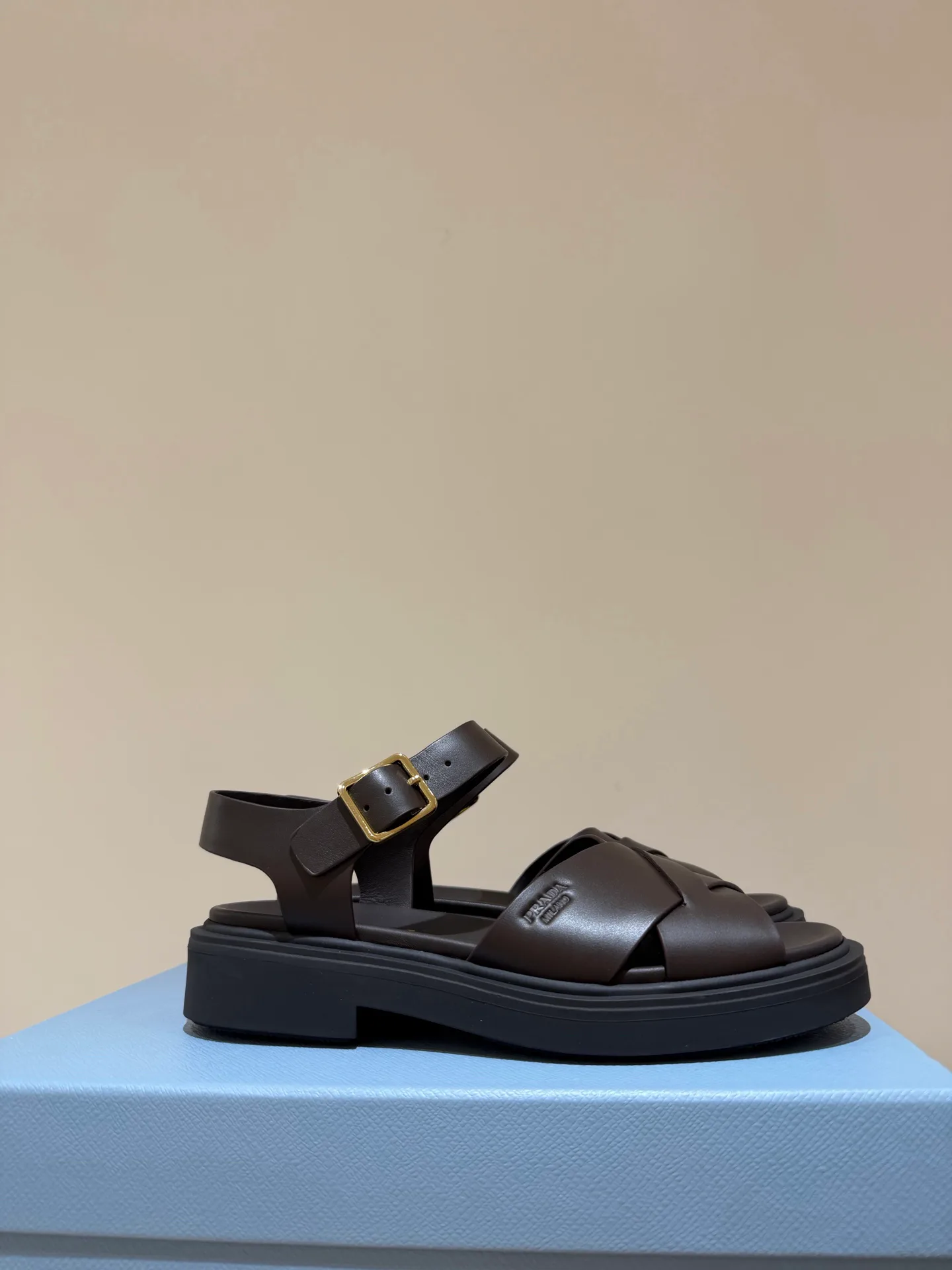 Босоножки Женские Prada 12941382