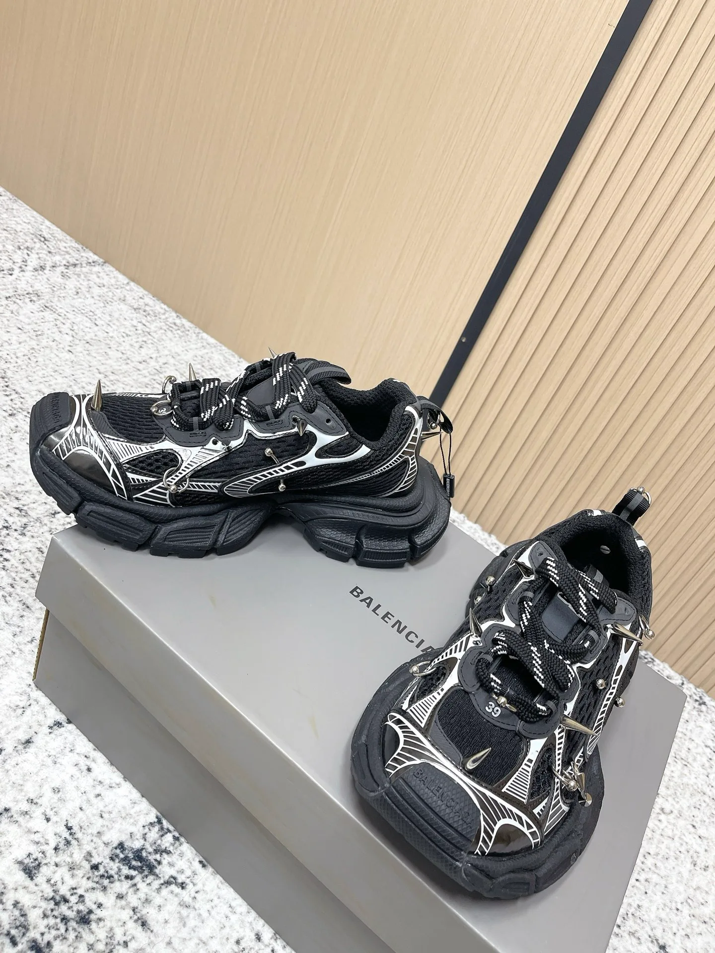 Кроссовки Женские Balenciaga 517634