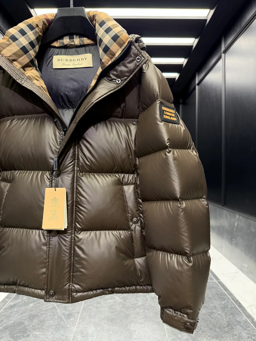 Куртки И Пуховики Женские Burberry 1694305