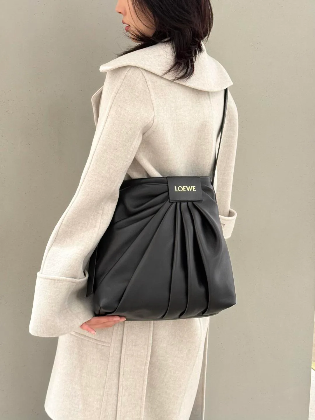 Классические Сумки Женские Loewe 2633261