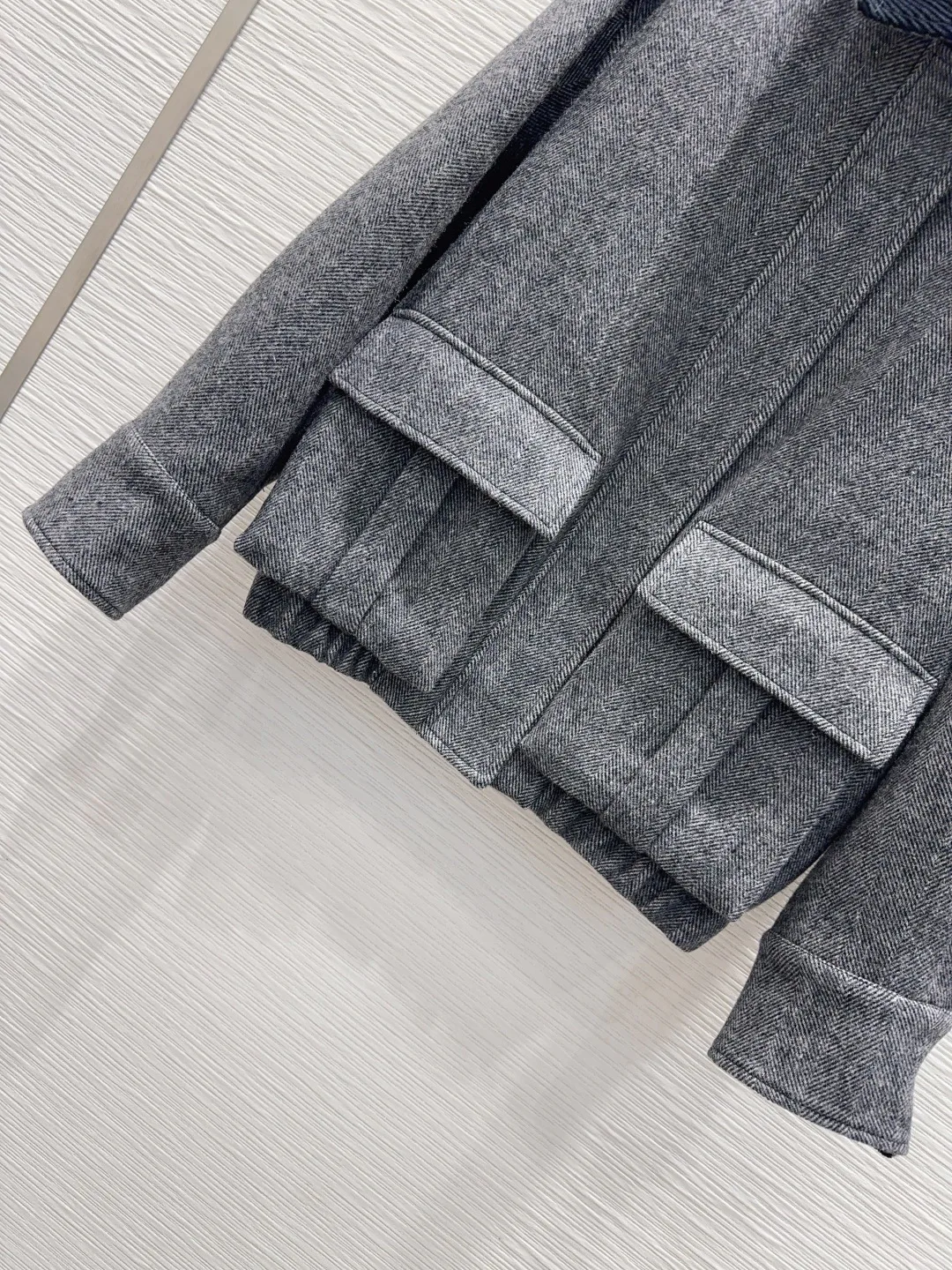Куртки И Пуховики Женские Saint Laurent 561736
