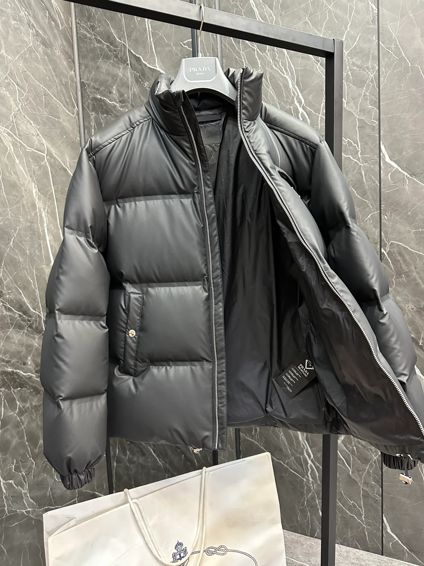 Куртки И Пуховики Мужские Prada 17932035