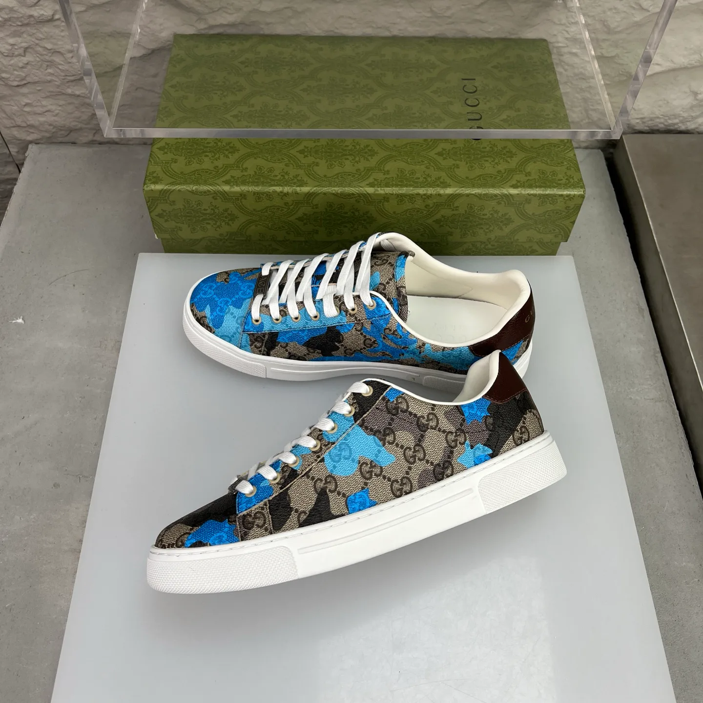 Кроссовки Мужские Gucci 4489110