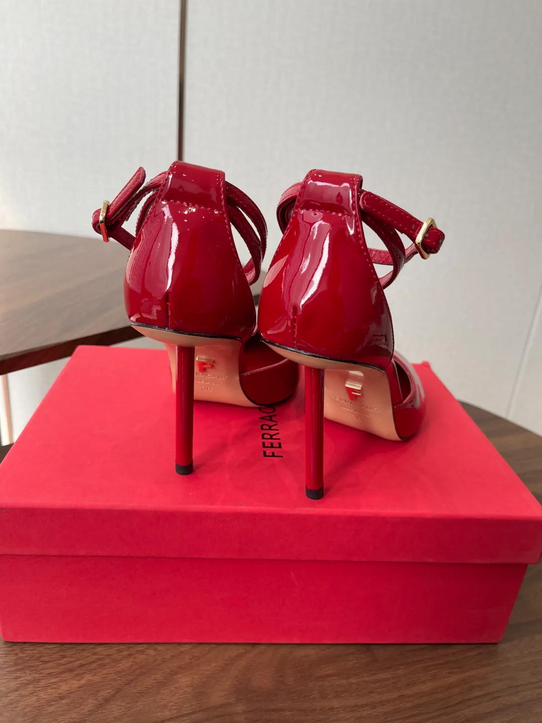 Туфли Женские Salvatore Ferragamo 11966275