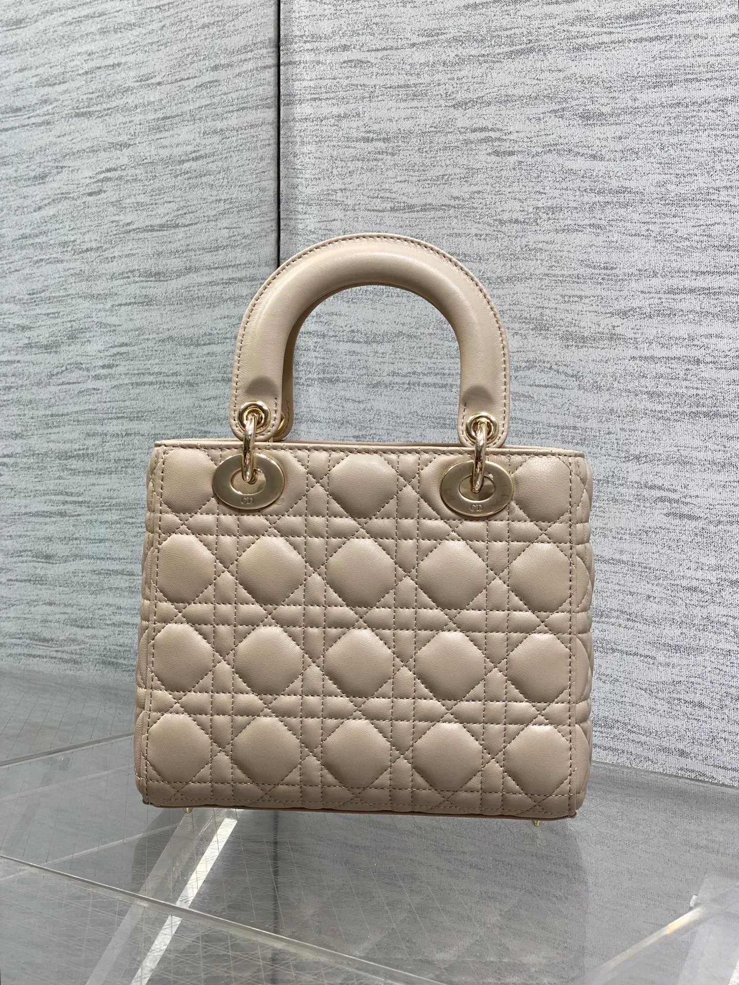 Классические Сумки Женские Christian Dior 17601503