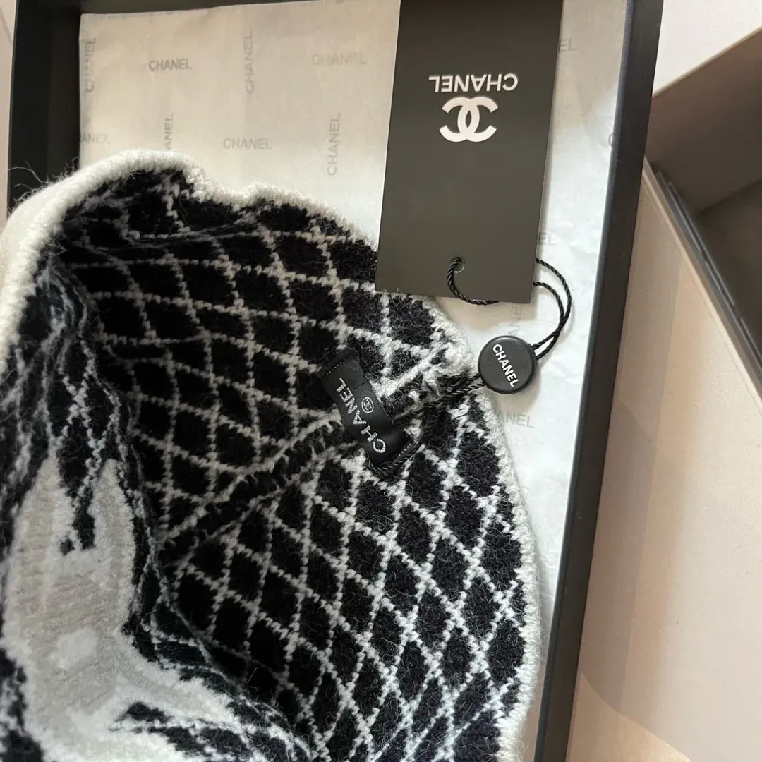 Головные Уборы Chanel 115064