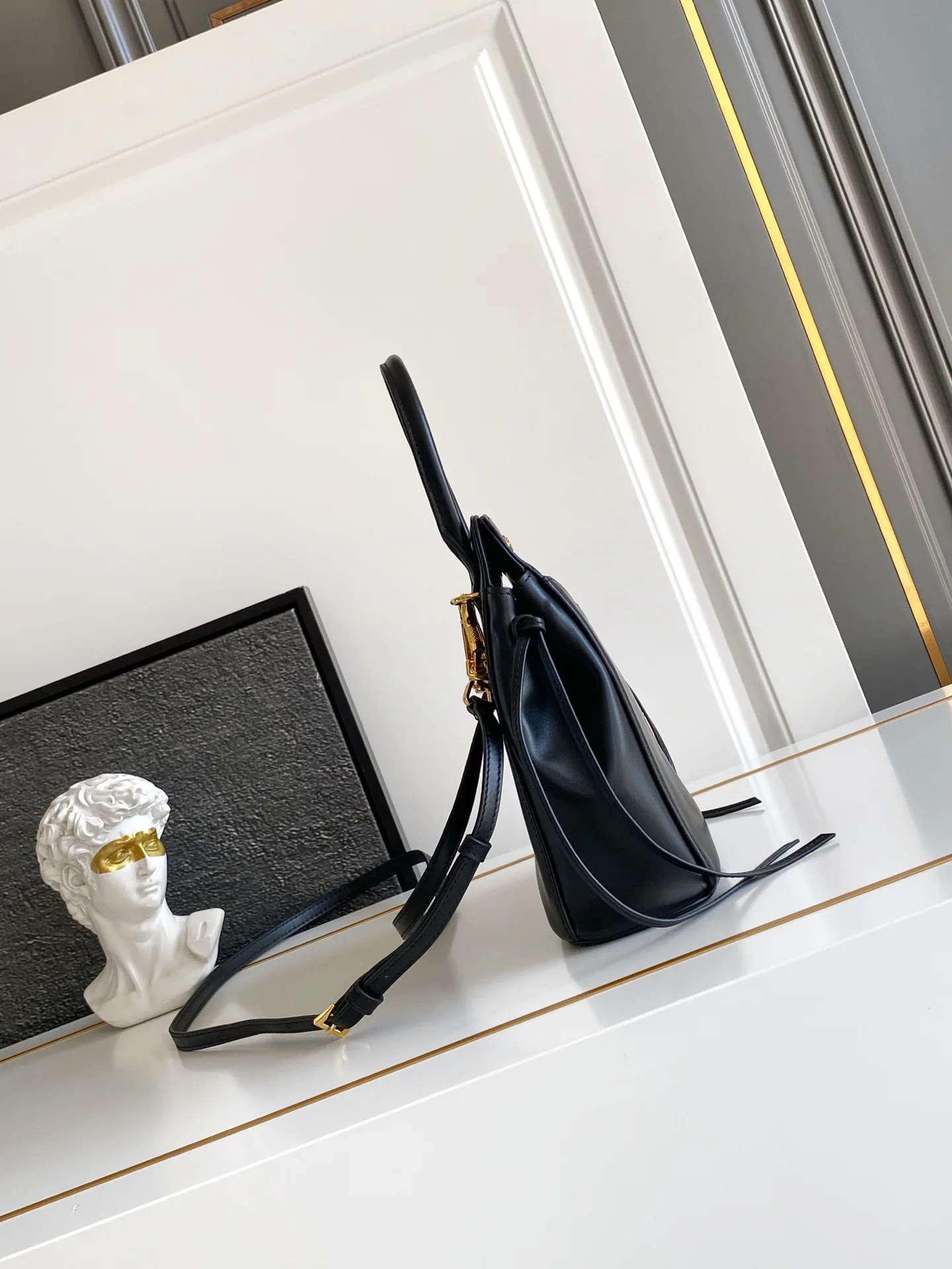 Классические Сумки Женские Prada 13368489