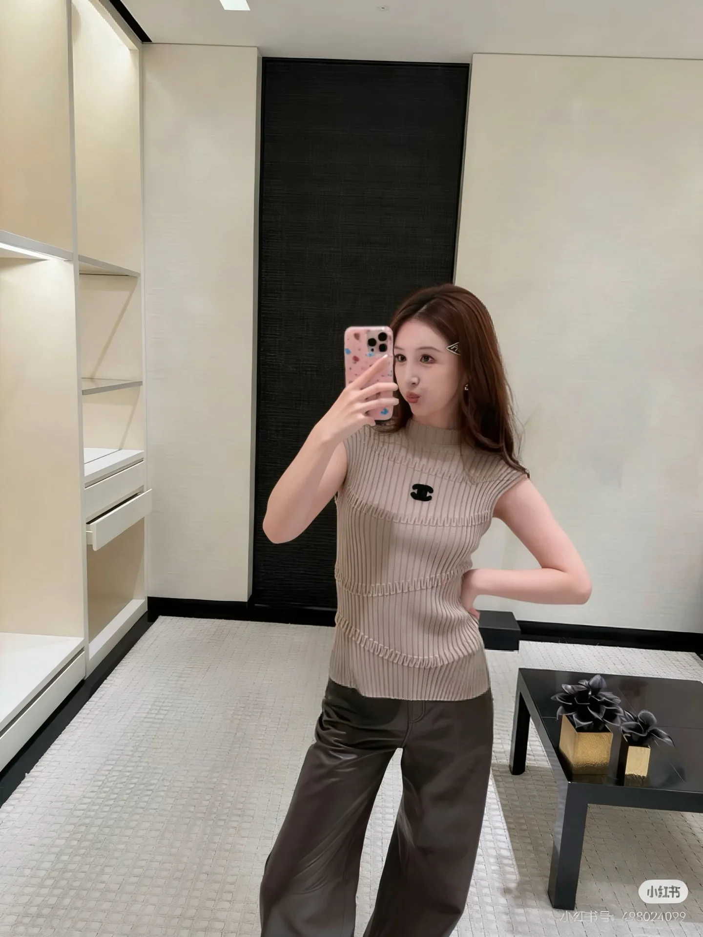 Жилеты Женские Chanel 12243535